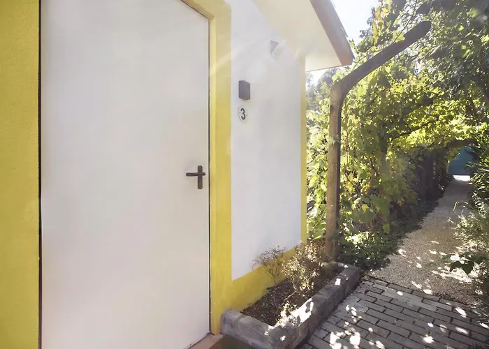 Semesterbostad Casa Do Campo Dornes Tres Paio Mendes